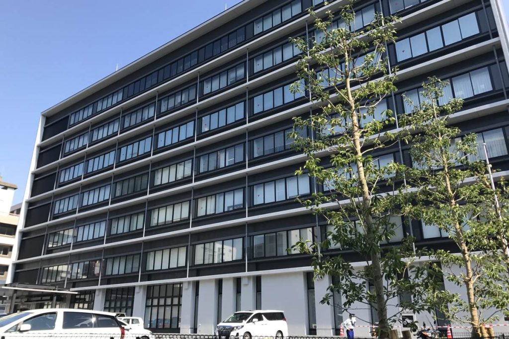 福岡法務局の庁舎外観