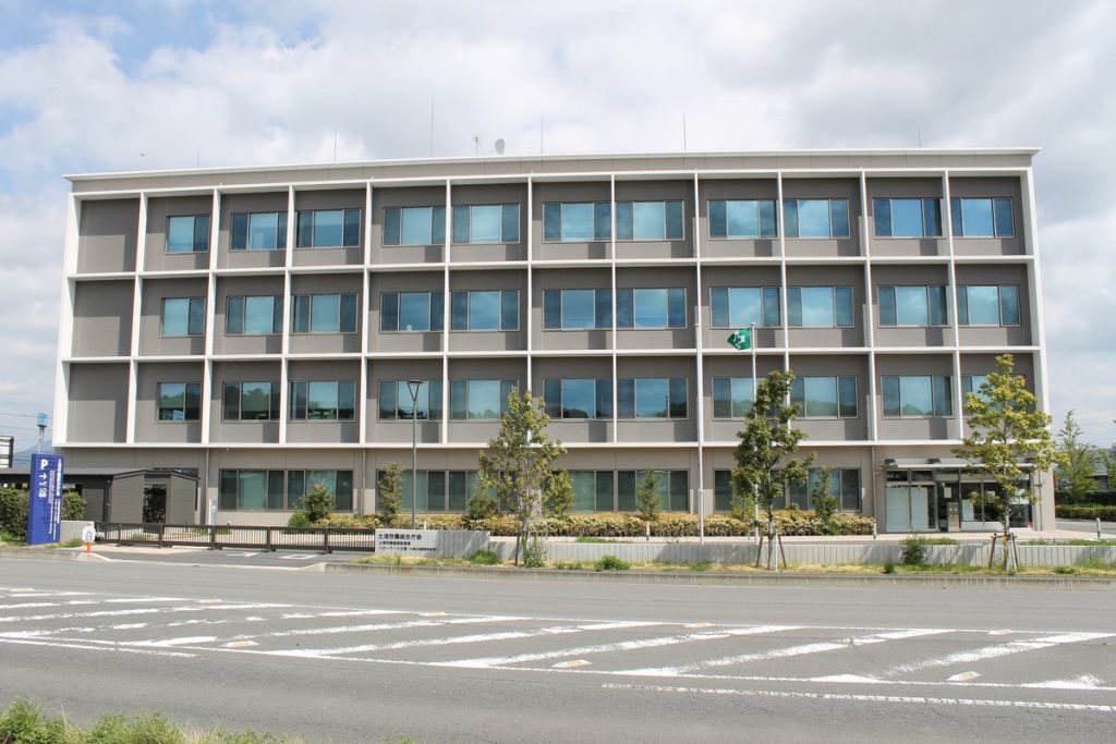 土浦労働総合庁舎の外観