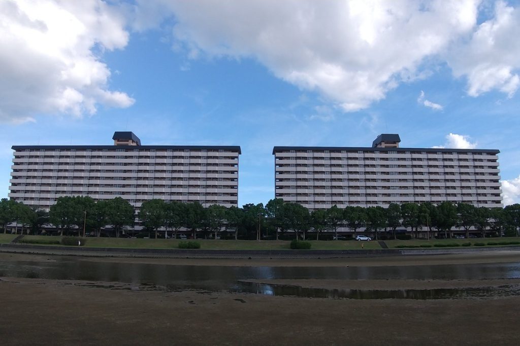 福岡市早良区の室見団地の集合住宅